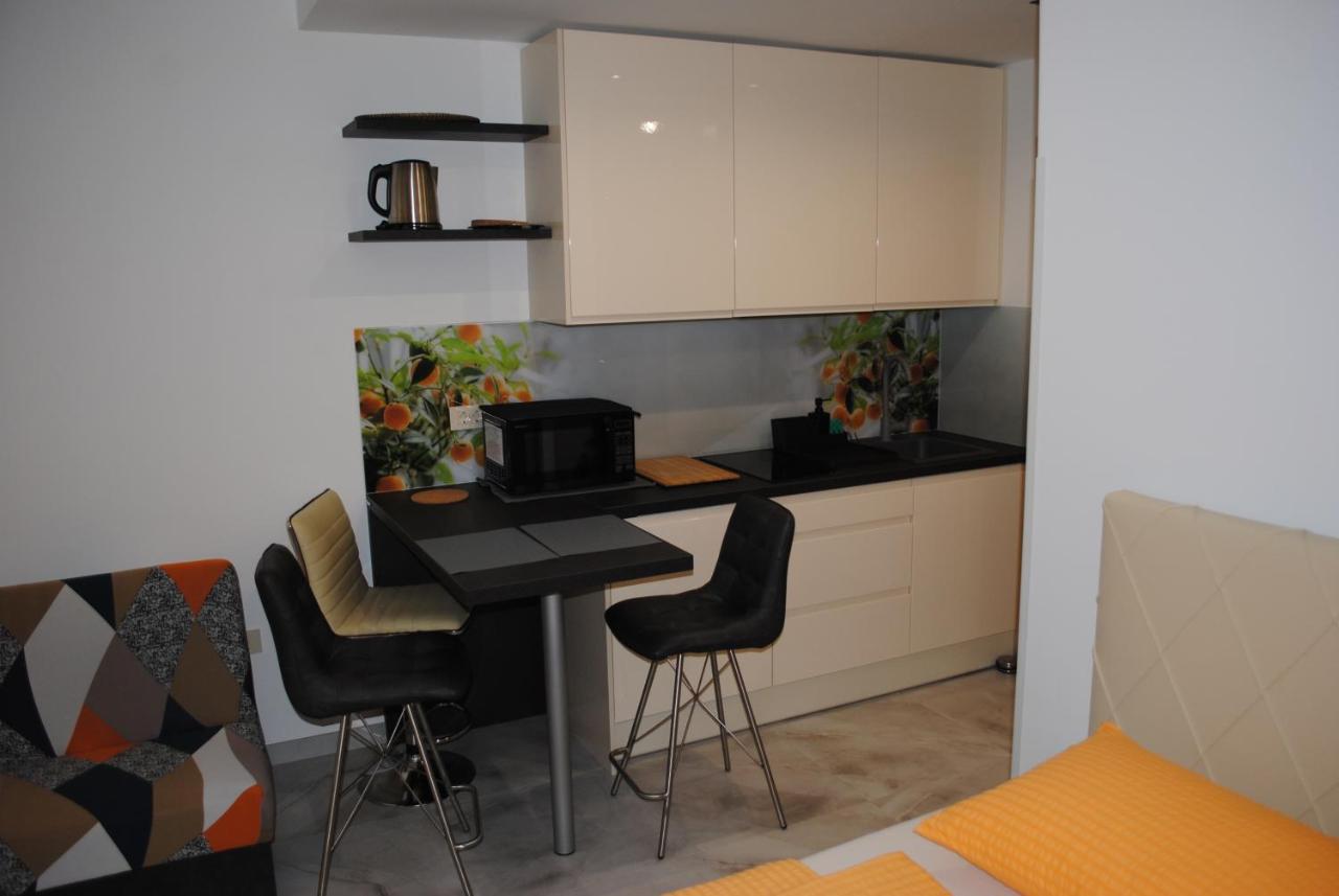 Apartments Samec Izola Exterior foto